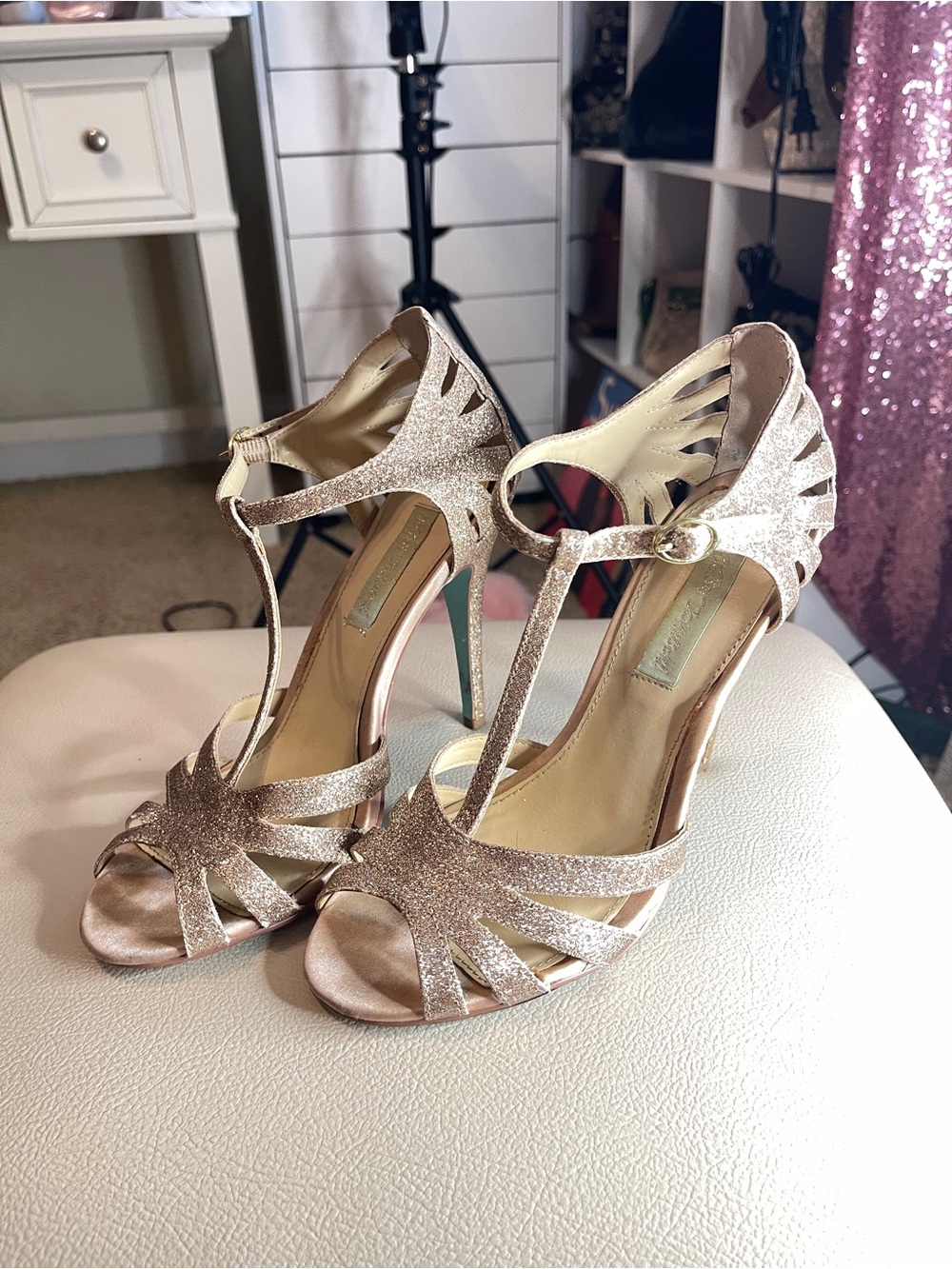 Betsey Johnson Glitter T-Strap High Heel Sandals in Rose Gold